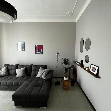 דירות לה ספציה Donna Lucrezia מראה חיצוני תמונה